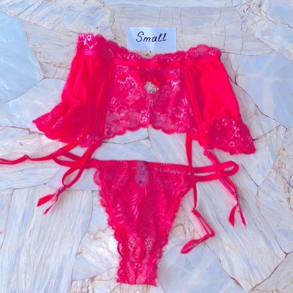 Victoria’s Secret Temptations Collection Red-Pink Lace Garter Belt & Panty Small
